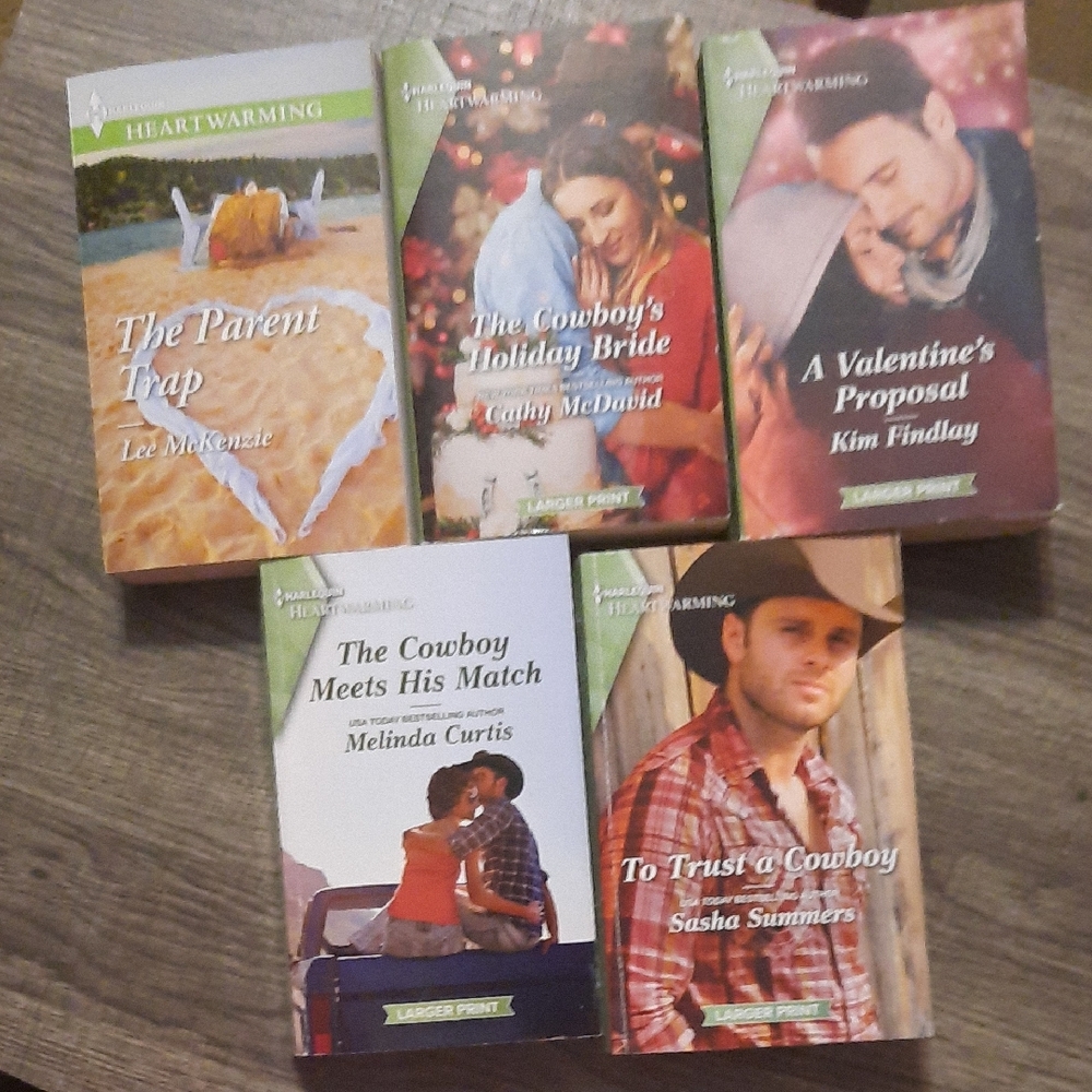 4 Harlequin Heartwarming books